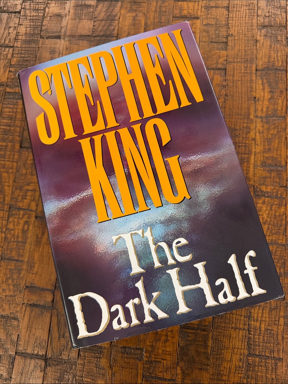 Stephen King 'The Dark Half' hardback.   1989 Viking, 431 pgs. With Dustcover.